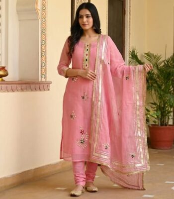 Kota Doriya Lace Gotta Suit